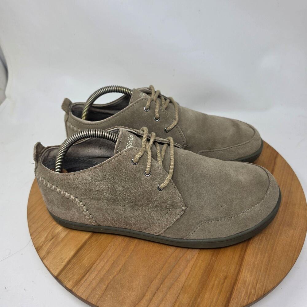 OluKai Shoes Mens 8.5 Maki Beige Suede Chukka Moccasin Casual Sneakers Coastal